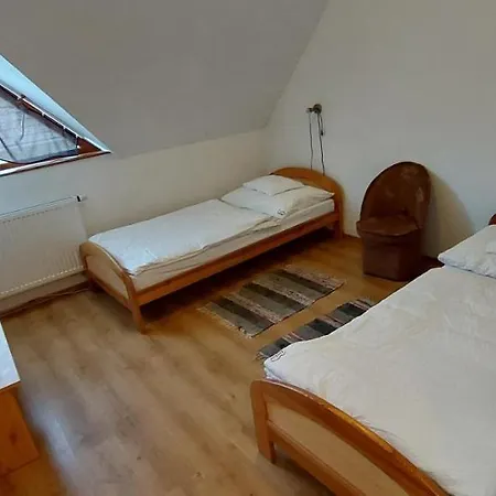 게스트하우스 Szabo Jozsef Evangelikus Vendeghaz