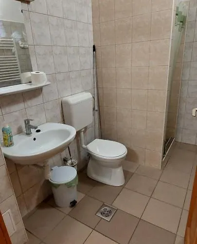 Szabó József Evangélikus Casa de hóspedes *